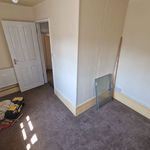 Rent 4 bedroom flat in East Of England