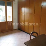 Rent 4 bedroom apartment of 90 m² in Bologna