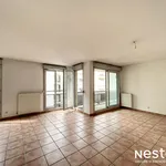 Rent 4 bedroom apartment of 94 m² in LYON