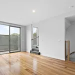 Rent 2 bedroom house in Essendon North