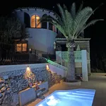 SE ALQUILA VILLA EN CALPE