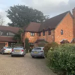 Rent 5 bedroom house in South East England