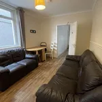 Rent 5 bedroom house in Swansea