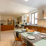 Rent 2 bedroom apartment in Turin