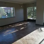 Rent 1 bedroom apartment in Roodepoort