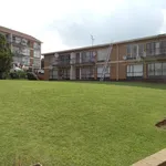 Rent 1 bedroom apartment in Roodepoort