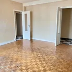 Appartement de 74 m² avec 4 chambre(s) en location à TOURST