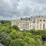 Rent 6 bedroom apartment of 212 m² in Paris 