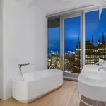 Rent 3 bedroom apartment of 202 m² in New York