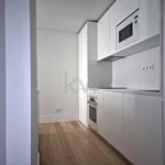 Rent 1 bedroom apartment of 63 m² in Lisbon