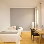 Rent a room of 80 m² in madrid