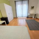 Rent a room in lisbon