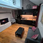 Rent 2 bedroom apartment of 35 m² in Paris