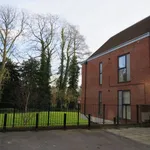 Rent 2 bedroom flat in South East England