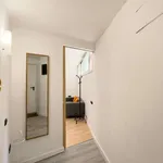 Rent a room of 100 m² in barcelona