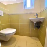 Rent 4 bedroom apartment in Hradec Králové