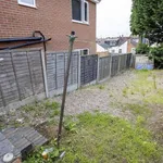 Rent 4 bedroom flat in West Midlands