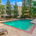 Rent 2 bedroom apartment in Canoga Park