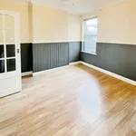 Rent 3 bedroom flat in East Of England