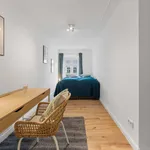 Rent 5 bedroom apartment of 76 m² in Berlin