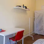 Rent a room in lisbon