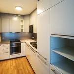 Pronajměte si 3 ložnic/e byt o rozloze 70 m² v Prague