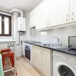 Rent a room of 90 m² in madrid