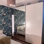 Rent 2 bedroom apartment of 71 m² in Napoli