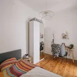 Rent a room in lisbon