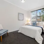 Rent 2 bedroom apartment in Hornsby