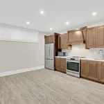 Rent 3 bedroom house in Toronto