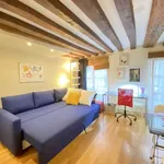 Rent 1 bedroom apartment of 16 m² in Paris