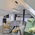 Maison de 792 m² avec 6 chambre(s) en location à Woluwe-Saint-Pierre