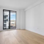 Rent 1 bedroom apartment of 58 m² in Queens