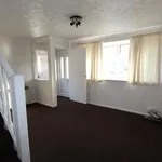 Rent 2 bedroom flat in East Midlands