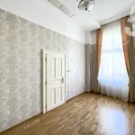 Rent 3 bedroom apartment of 110 m² in Kecskemét