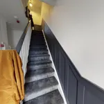 Rent 6 bedroom house in Leeds