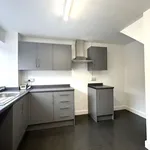 Rent 3 bedroom flat in South East England