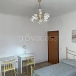 Rent 4 bedroom apartment of 92 m² in Castelraimondo