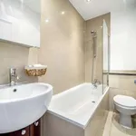 Rent 1 bedroom apartment of 39 m² in london