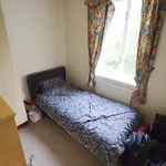 Rent 2 bedroom apartment in Yorkshire And The Humber