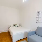 Rent a room in lisbon