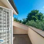 Rent 6 bedroom house of 531 m² in Rome