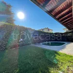 Rent 11 bedroom house of 517 m² in Osio Sotto