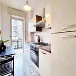 Rent 3 bedroom apartment of 75 m² in Milano