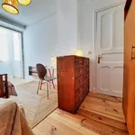 Rent 4 bedroom apartment in Lisbon