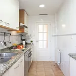 Rent 4 bedroom apartment of 150 m² in Valencia