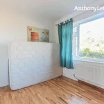 Rent 2 bedroom flat in East Hertfordshire