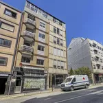 Rent 1 bedroom apartment of 40 m² in porto