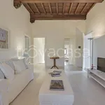 Rent 8 bedroom house of 380 m² in Bagno a Ripoli